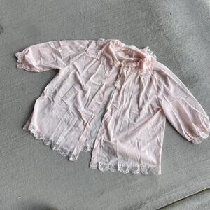 60's vintage pastel pink bed jacket lace trim puff sleeve baby doll shrug